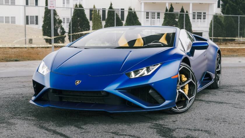 Lamborghini Huracán EVO rental